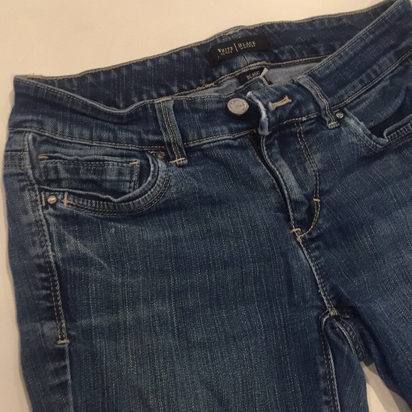 White House Black Market Flare Blanc OS 28” - Picture 4 of 6